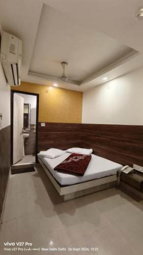 Hotel Le Walnut near New Delhi Railway Station